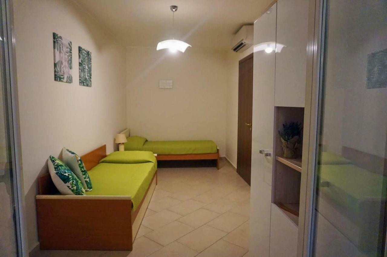 Appartement Lilly'S House à Giardini-Naxos Extérieur photo